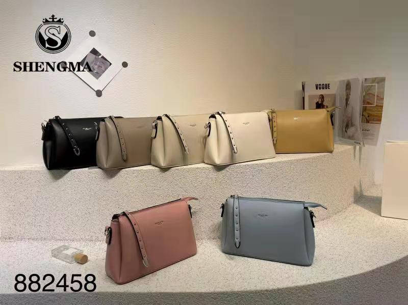 

Сумочка женская стильная прямоугольная на молнии с длинным ремешком в разных цветах Lusha, Разные цвета