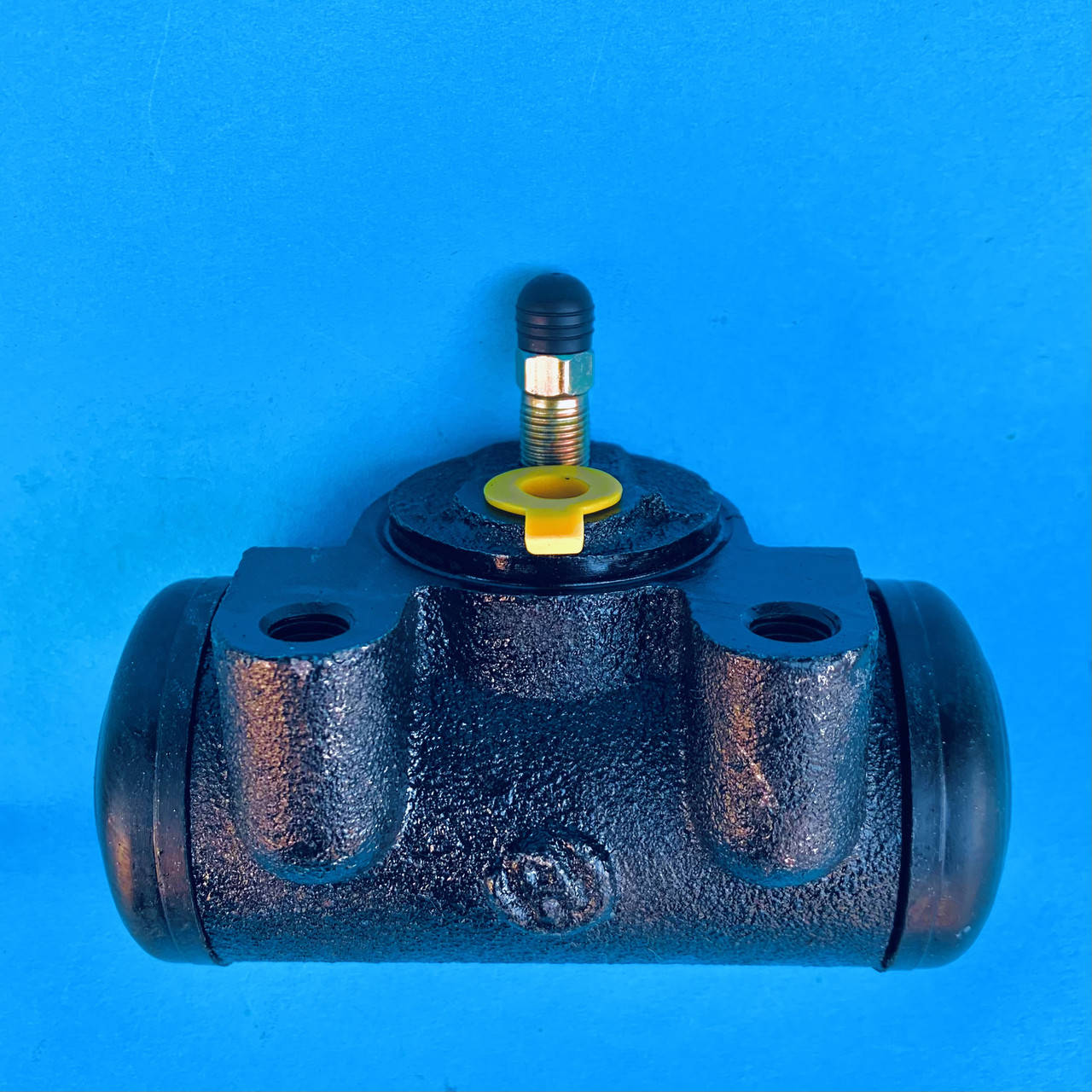 

Тормозной цилиндр передний рабочий ГАЗ-53 Газ-3307