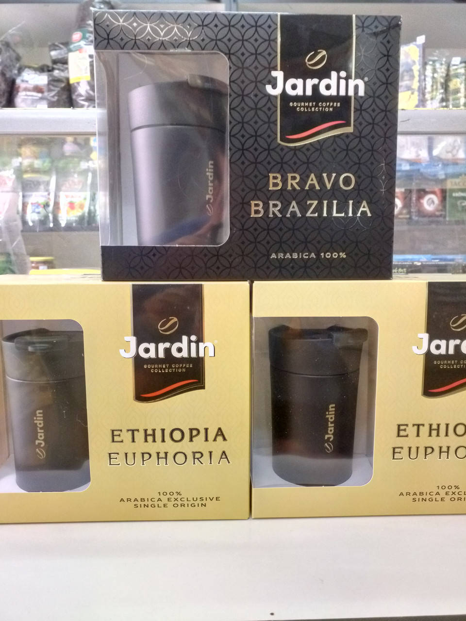 

Набір кава 250г 100% арабіка + термочашка 300мл. тм Jardin.