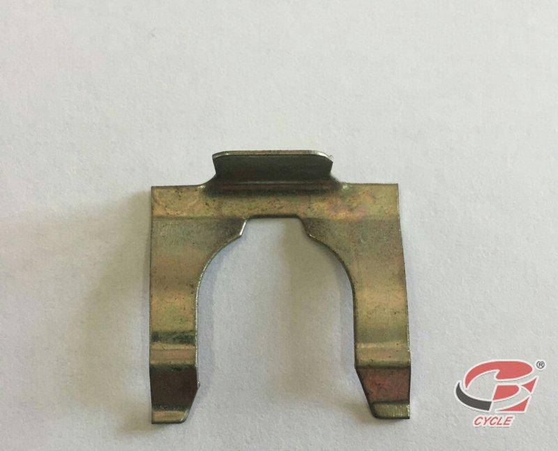 

Защелка замка бардачка ИЖ