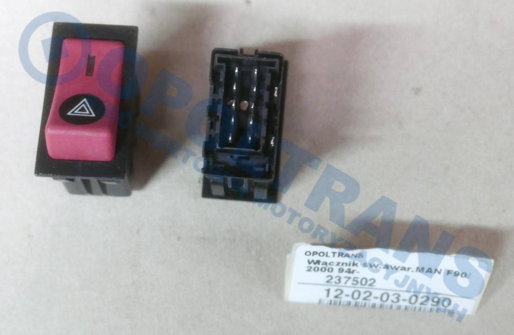 

Кнопка аварийки MAN F90/2000