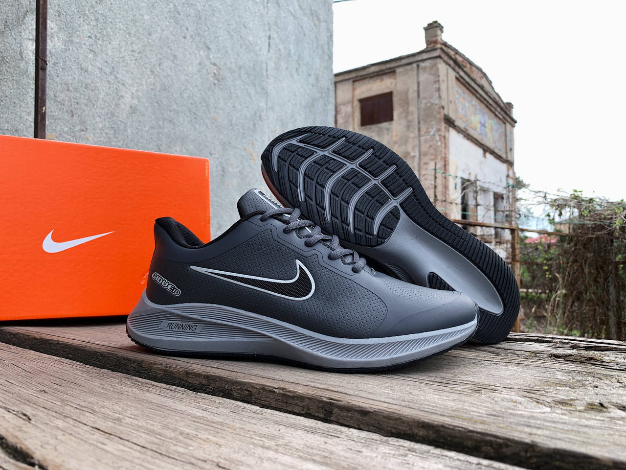 

Мужские кроссовки Nike Zoom Guide 10 Grey серые водонепроницаемые, Серый
