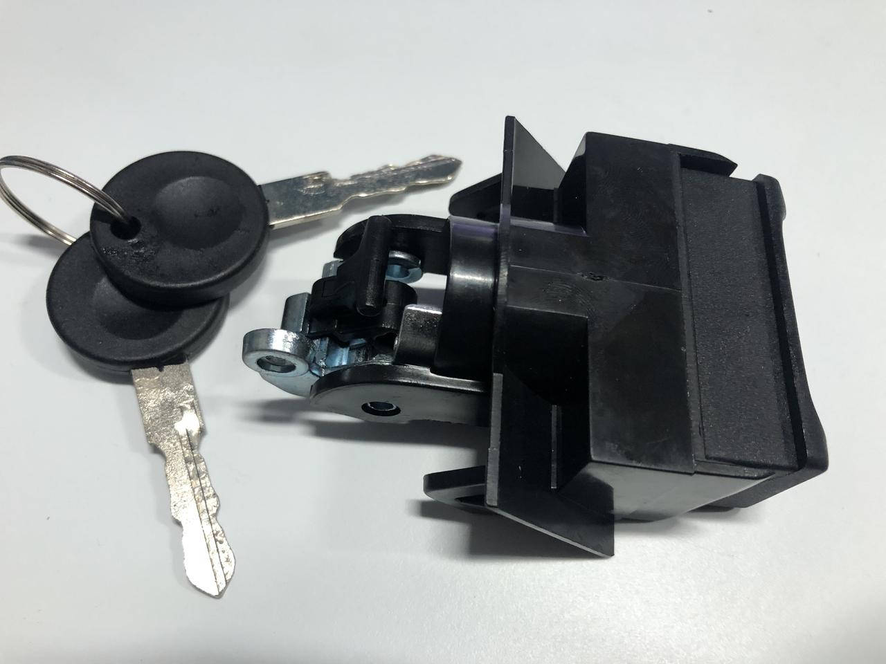 

Замок багажника Гольф 2 VW Golf 2 191827571E