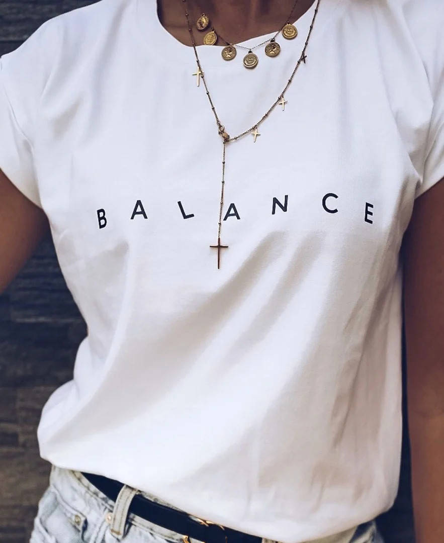 

Стильная женская футболка Balance, Белый
