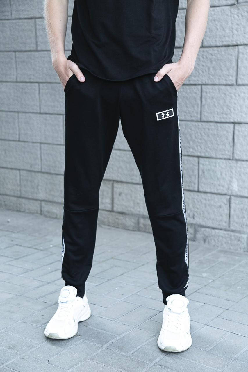 

Штаны "Liner" черные Under Armour, Черный