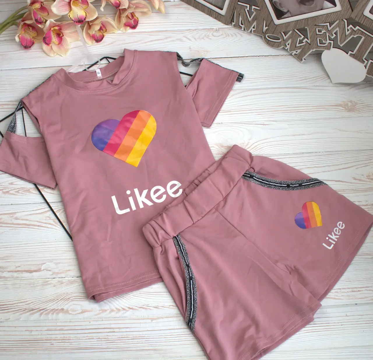 

Летний костюм на девочку 152-158см "LIKEE" цвет темная пудра