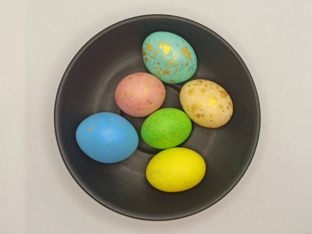 

Кондитерский декор Яйца микс (миндаль в шоколаде) - 50 грамм (3 шт.), Разные цвета