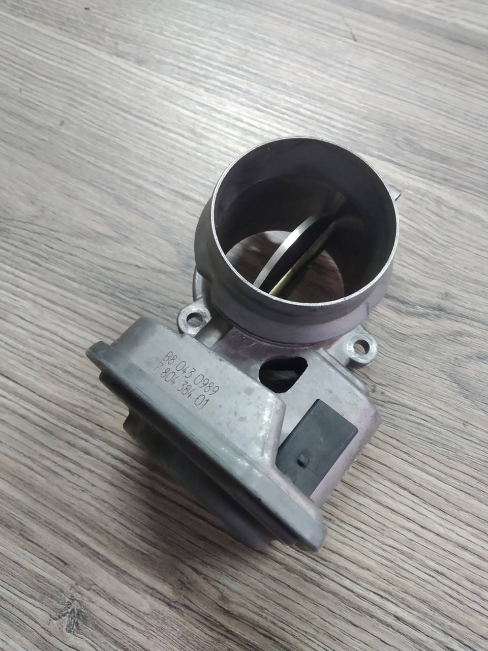 

Дроссельная заслонка BMW 3 E90 5 E60 X5 E53 E70 7 E65 3.0D 00-10 780438401 7804384 7791481