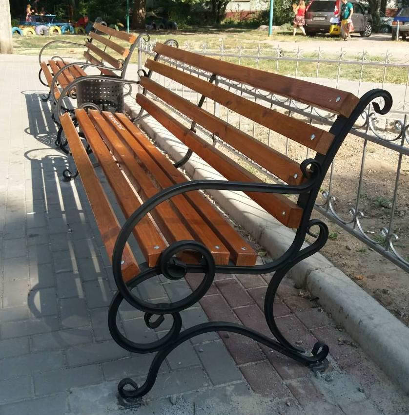 

Кованая лавка садовая Мария 2м (10 брусов) с укрепляющем подвесом Эконом