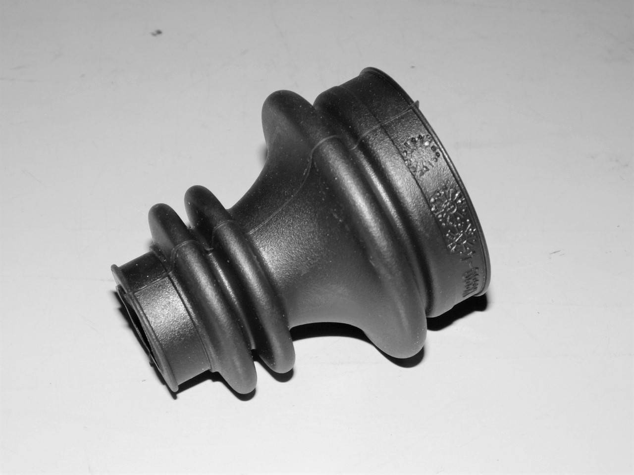 

Пыльник ШРУСа полуоси 1.6-2.0 ФОРД Сиерра (ШРУС) Ford sierra Topran 300 825