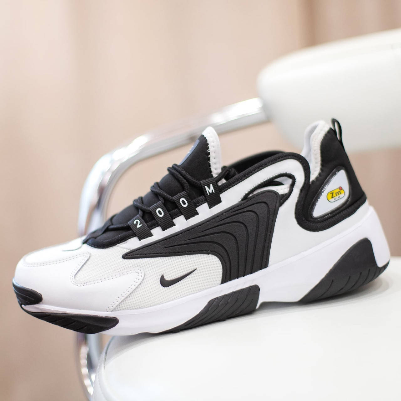 

Nike мужские демисезонные черно-белые кроссовки на шнурках.Весенние мужские кожаные кроссы, Черно-белый
