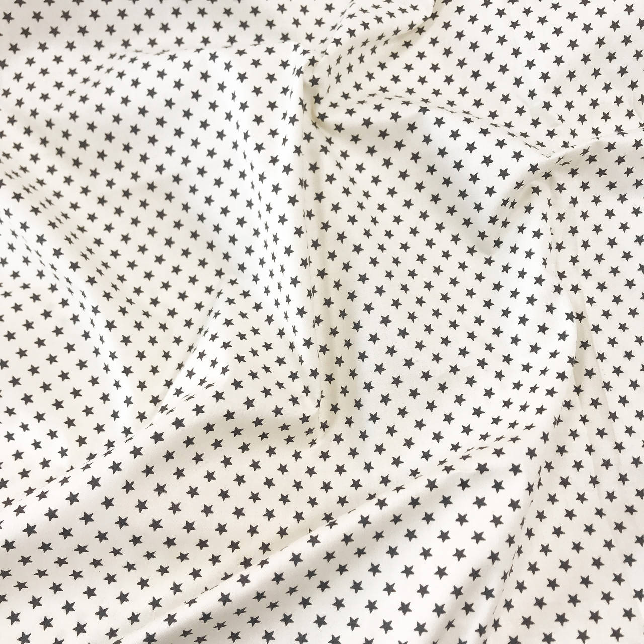 

Сатин "Звезды мелкие на молочном" 160, Разные цвета