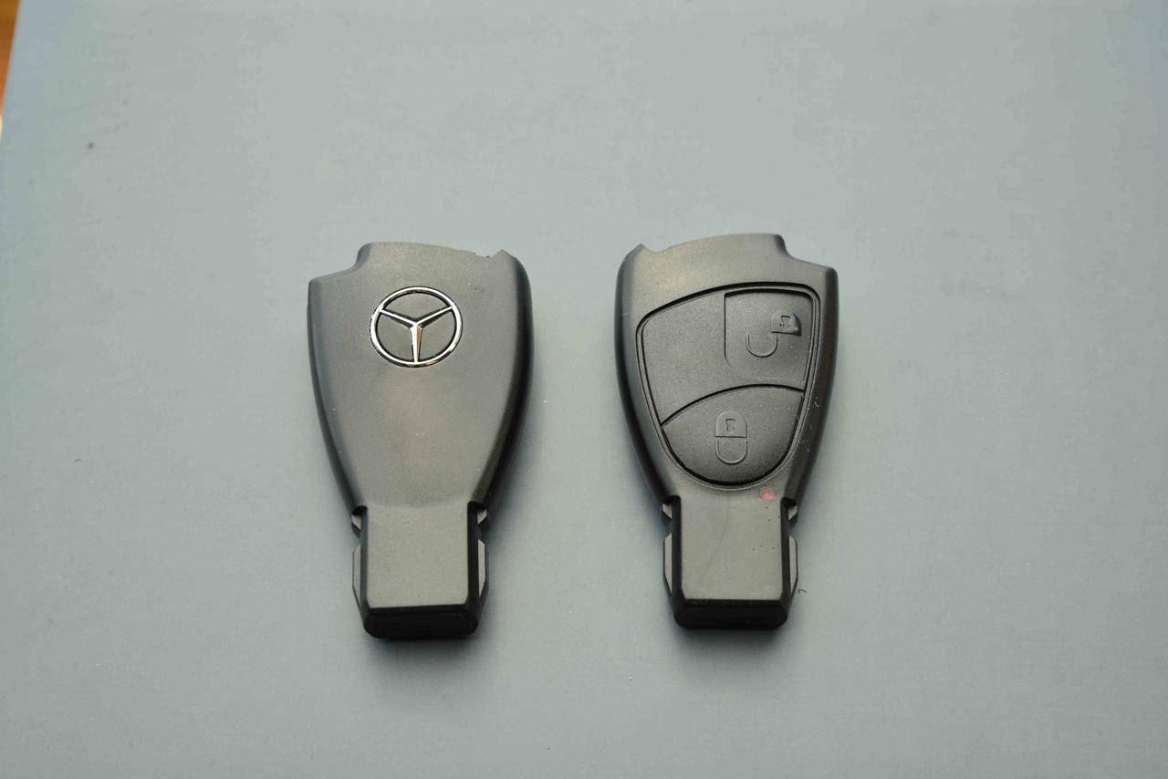 

Корпус ключ Мерседес (Mercedes) 2 кнопки рыбка