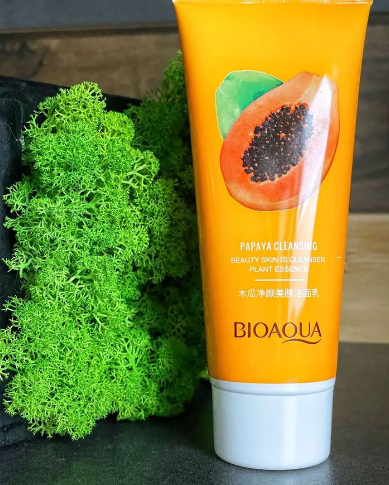 

Очищающая пенка для лица Bioaqua Cleanser с экстрактом папайи 100 g