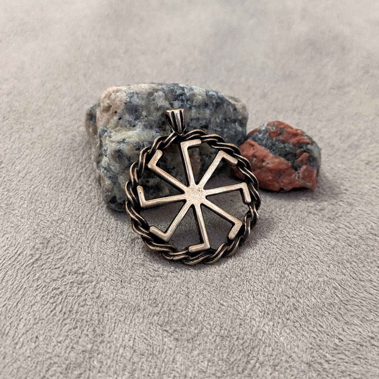 

Бронзовый Славянский оберег "Колядник - Ладинец" ручная работа