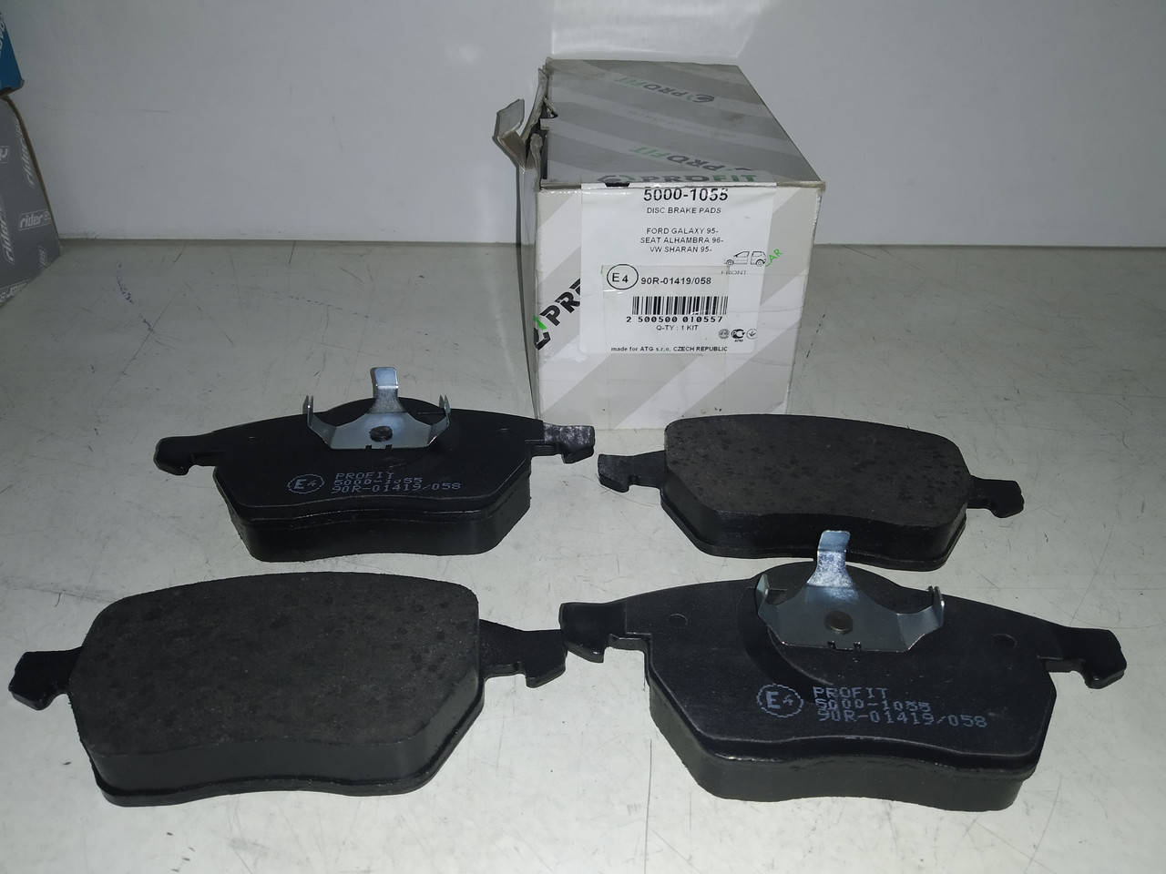 

Колодки тормозные передние FORD GALAXY 95-, SEAT ALHAMBRA 96-, VW SHARAN 95-