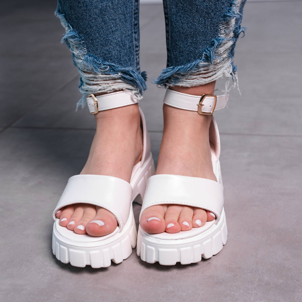 

Открытые Босоножки женские Белые летние на танкетке платформе 36 размер 23 см Callie Размеры :36,38,40,41