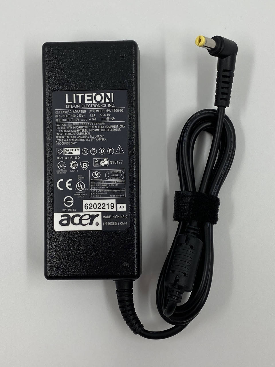 

Блок питания для ноутбука Acer 19V, 4.74A, 90W, 5.5*1.7мм, L-образный разъём, black (PA-1700-02)