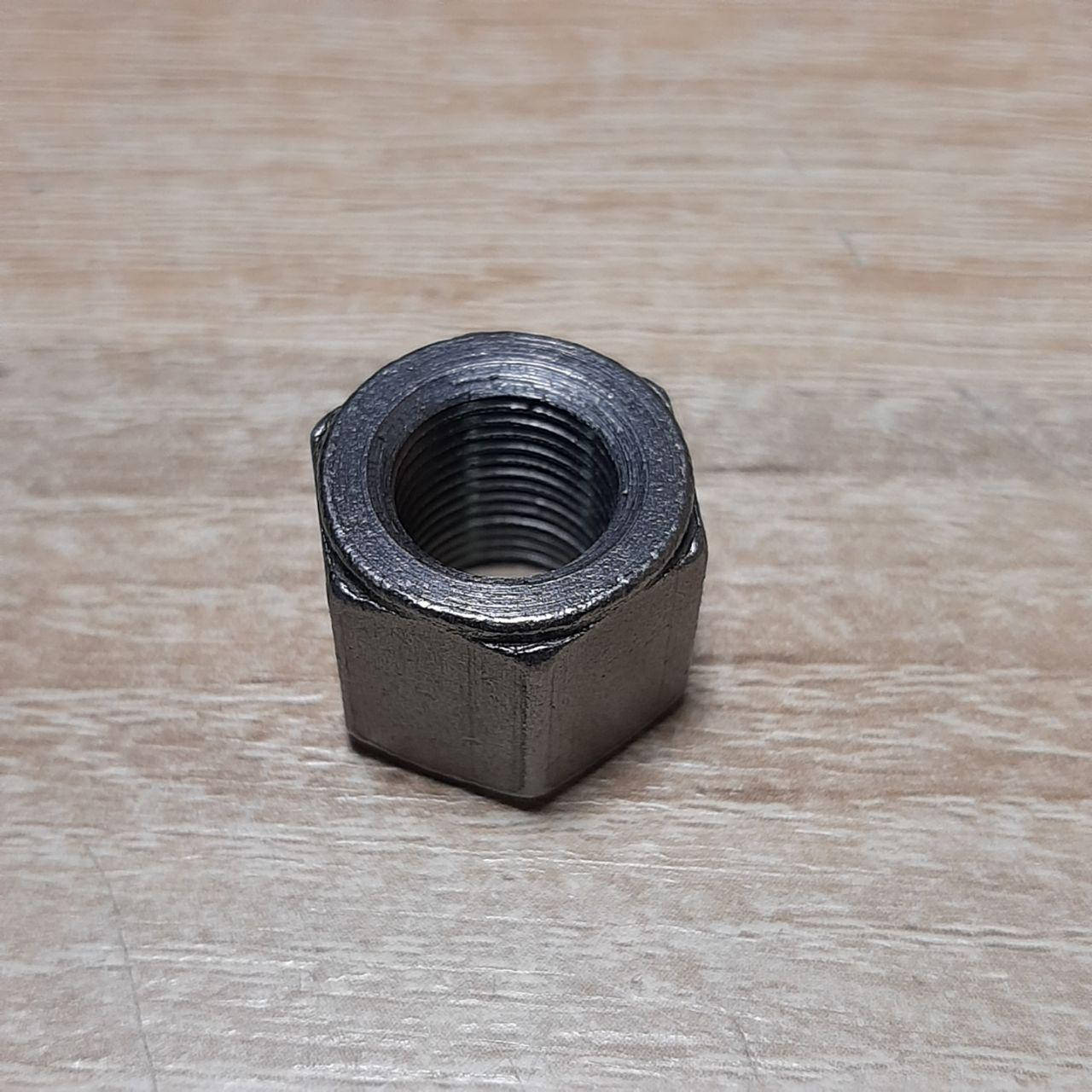

Гайка головки блока Газель,Волга дв.402,УАЗ дв.4215 М12х1,25 (пр-во Кр.Этна)
