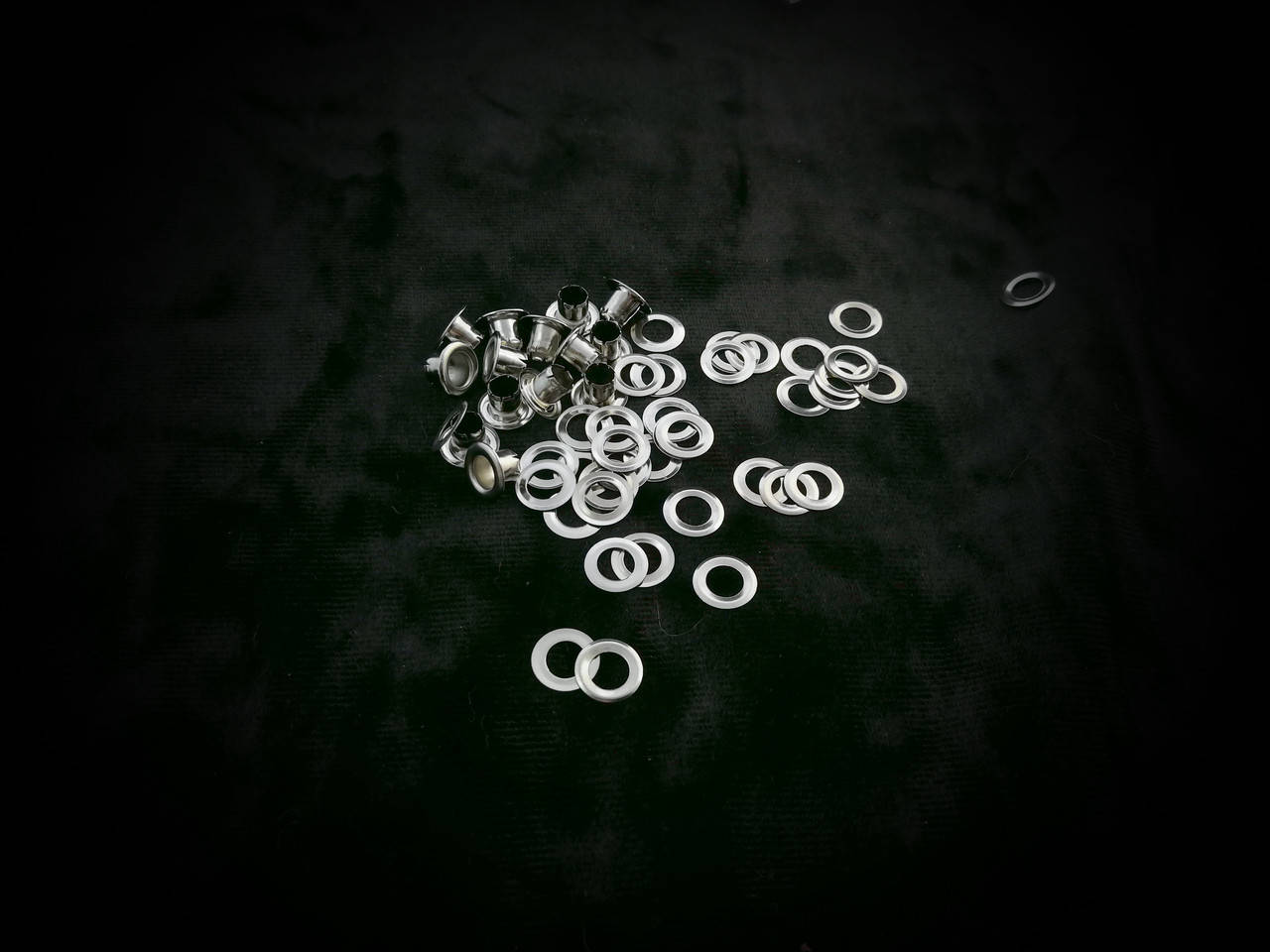 

Люверсы с шайбой 4 цвет никель, Серый