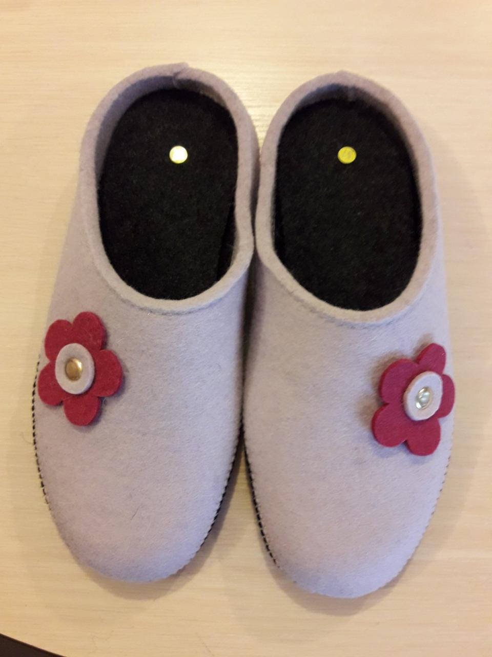 

Тапочки из цветного войлока, Голубой