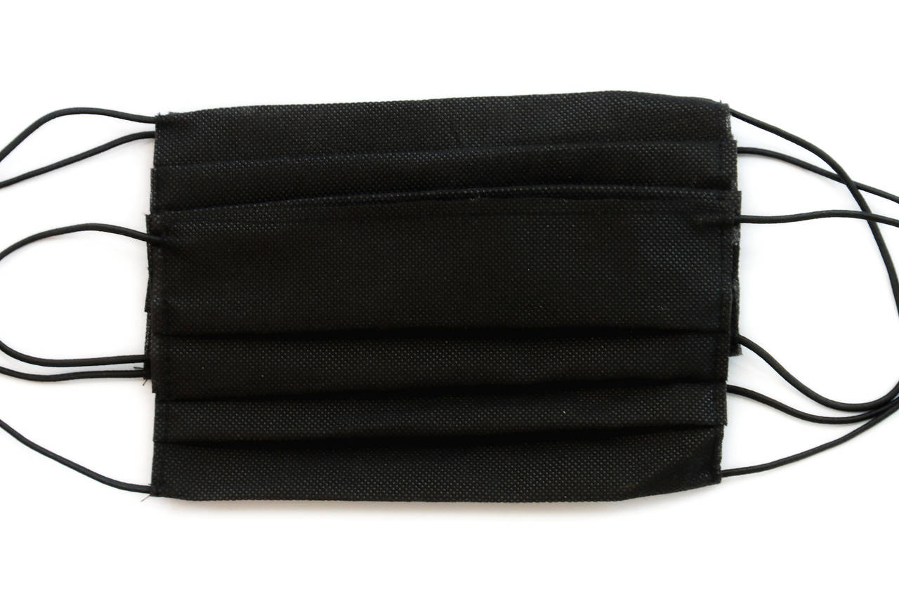 

Маска многоразовая черная (очень плотная), Черный