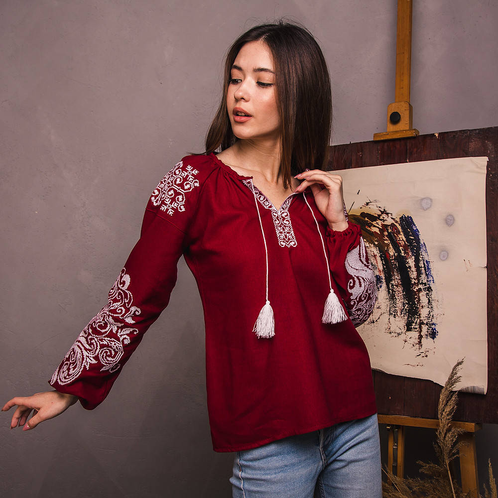

Женская блуза Древо Жизни на бордовом льне 6XL, Бордовый