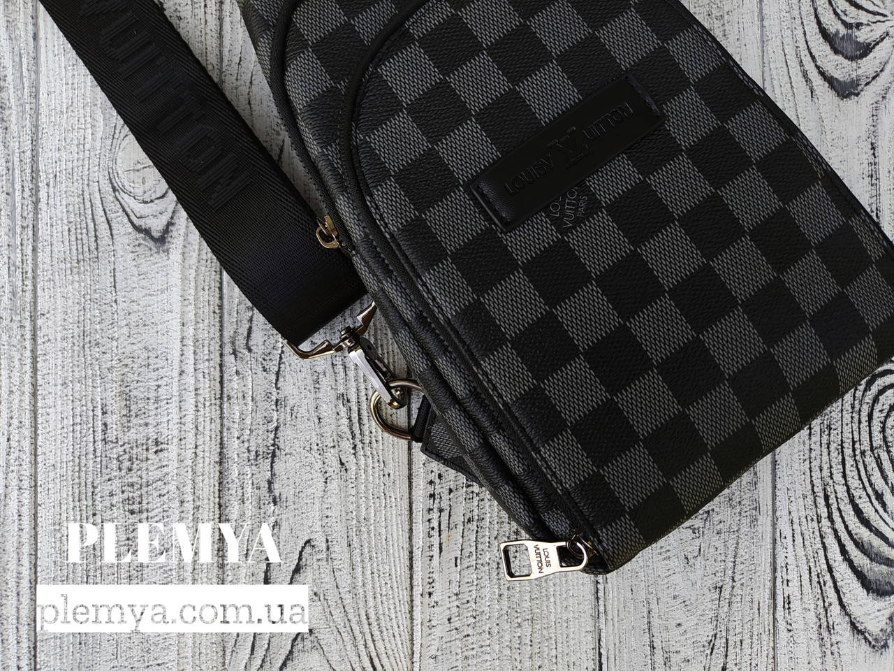 

Мужская сумка слинг Louis Vuitton / Мужские сумки барсетка луи витон / клатч кожаный черный
