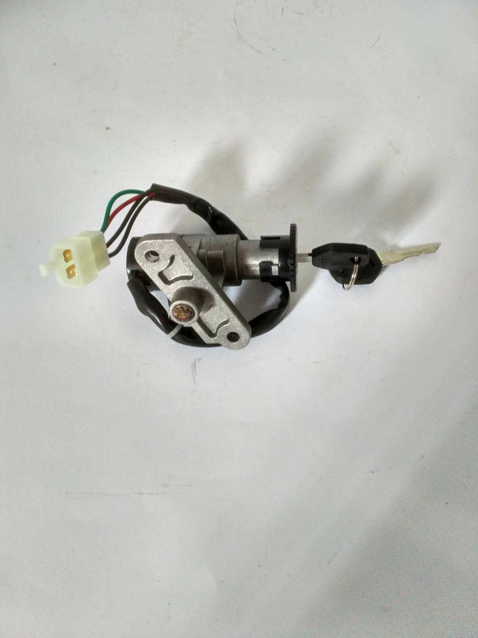 

Замок зажигания Suzuki Lets (голый) фишка 4 контакта (Lipal)