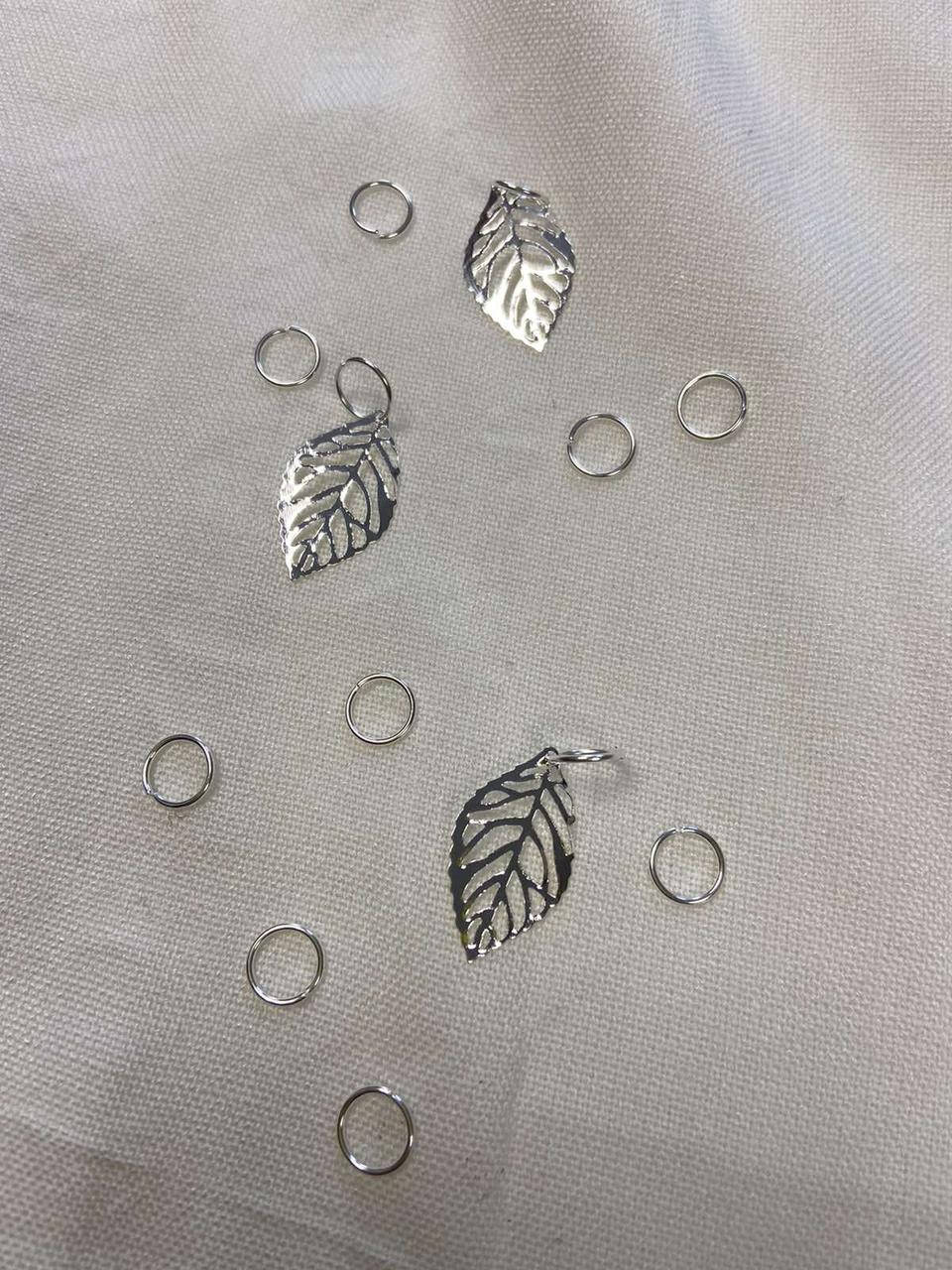 

Колечки для волос с подвеской: лист