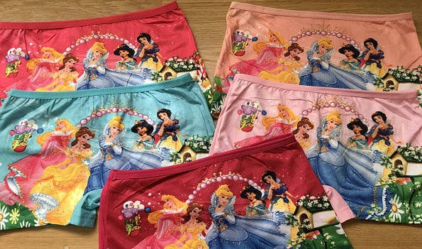 

Трусики для девочек шортиками от 3 до 6 х лет "Барби"