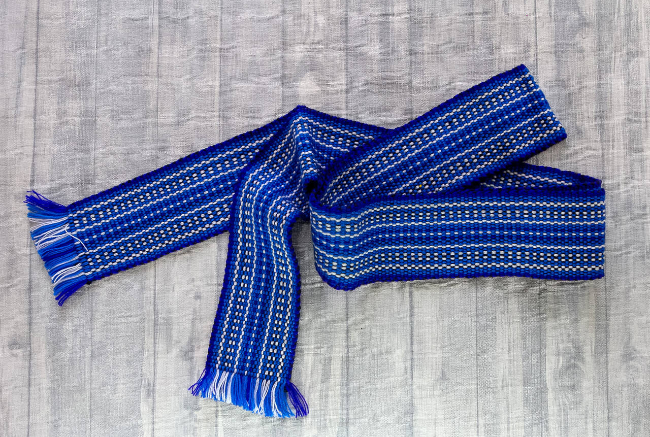 

Крайка синя маленька, Синий