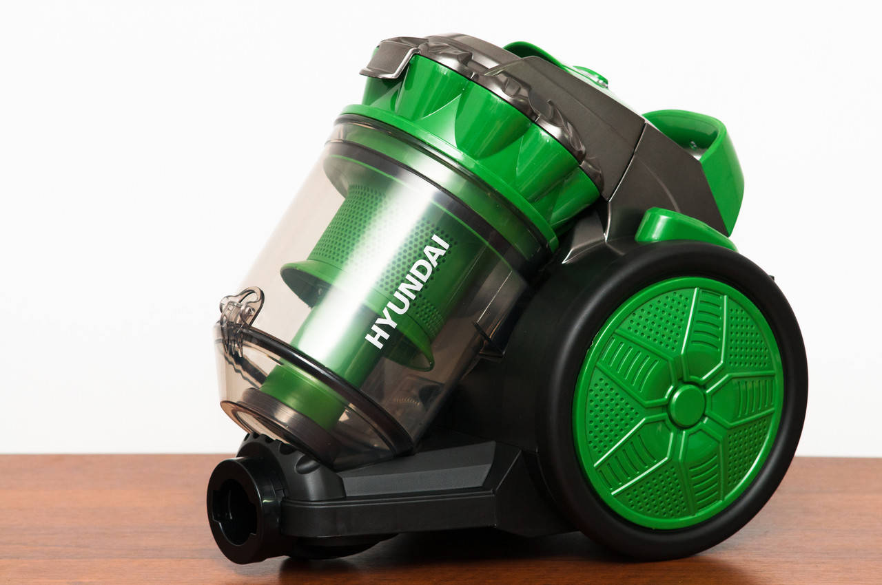

Пылесос HYUNDAI BSCM-700W.137.72NE
