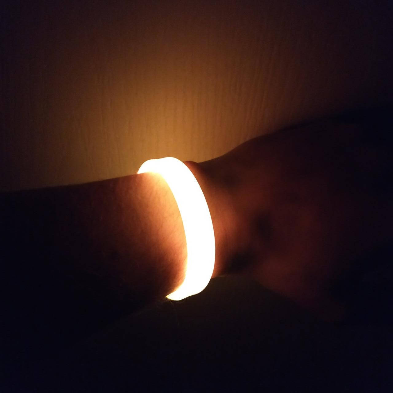 

Неоновый браслет SoFun широкий Glow stick
