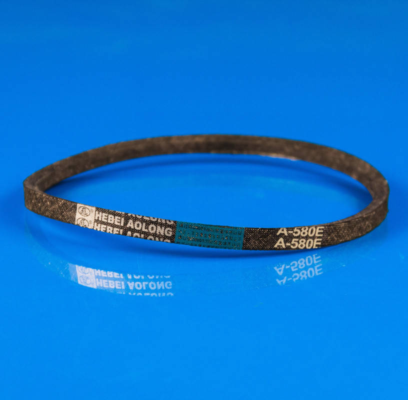 

Черный клиновидный ремень «САТУРН» A-580E