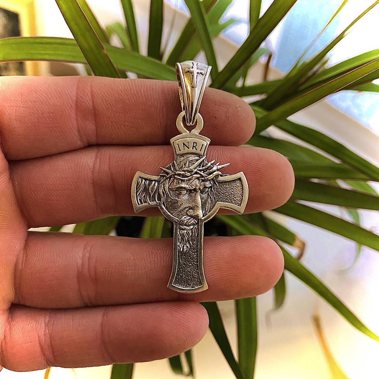 

Серебряный крест 925 пробы Бог