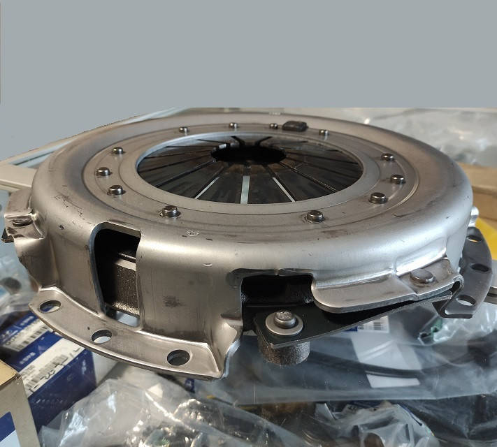 

Корзина сцепления Hyundai HD78, HD72, HD65 (3.9) Богдан А201 (412005H000) 300мм