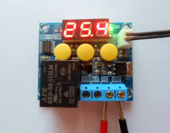 

Терморегулятор цифровой WX-101W 12VDC/12A.