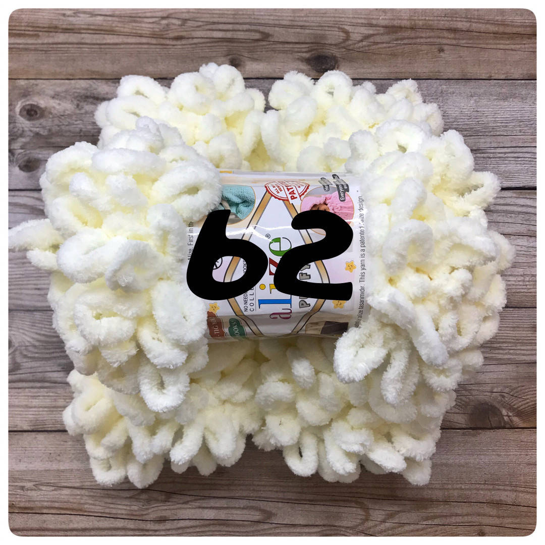 

Плюшевая пряжа Alize Puffy / Ализе Пуффі 62, молочный