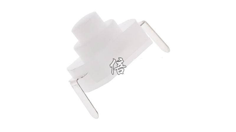 

Кнопка с фиксатором в фонарь LED CREE 7мм белая (12009), Белый