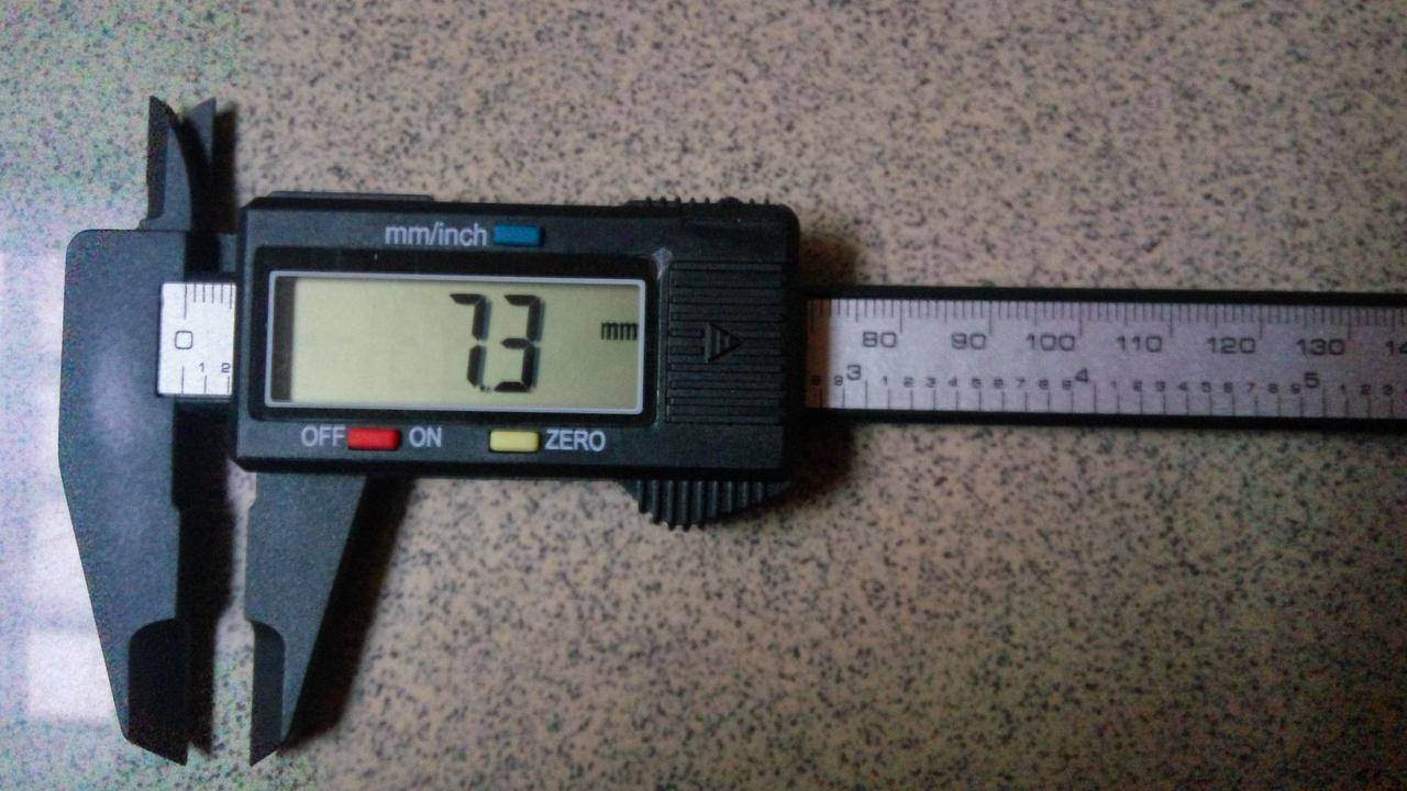 

Электронный штангенциркуль 150 мм