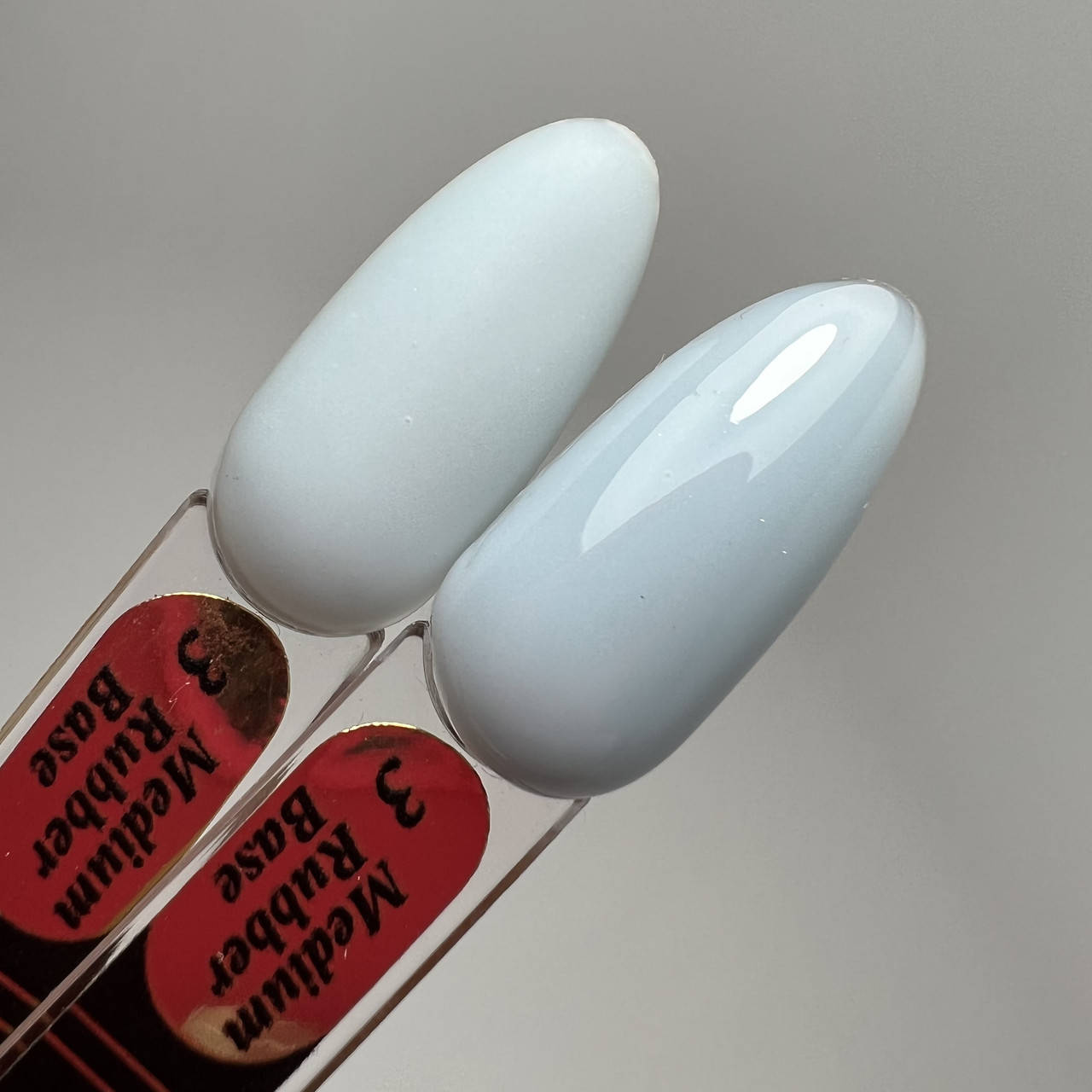 

03 MEDIUM rubber base 20гр.
