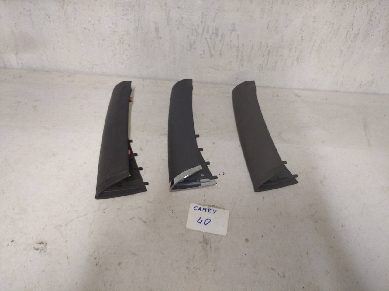 

Накладка консоли правая Toyota Camry 40 55412-06060