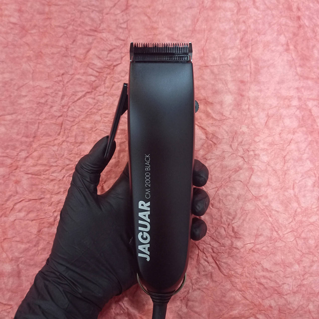 

Машинка для стрижки JAGUAR CM 2000 BLACK RUBBER
