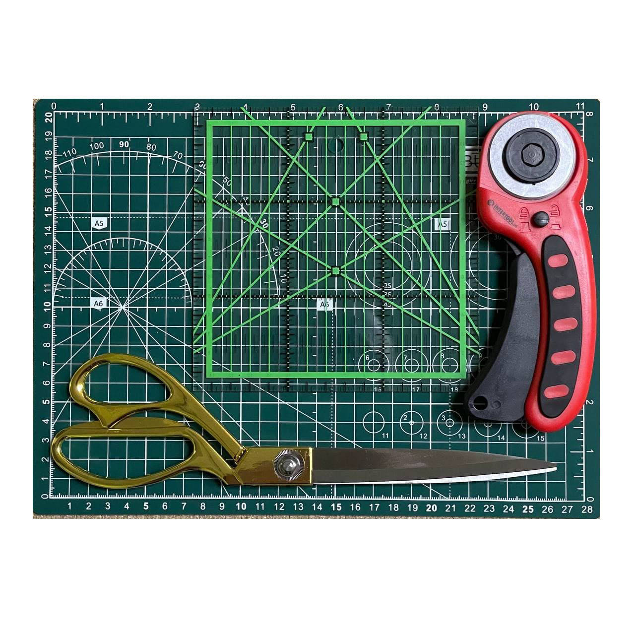 

Стартовый, базовый набор для пэчворка и квилтинга 3 единицы FRONTIER (S) + НОЖНИЦЫ в ПОДАРОК (6287)