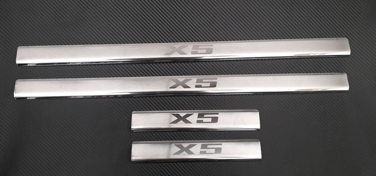 

Накладки на пороги BMW X5 (53) гравировка