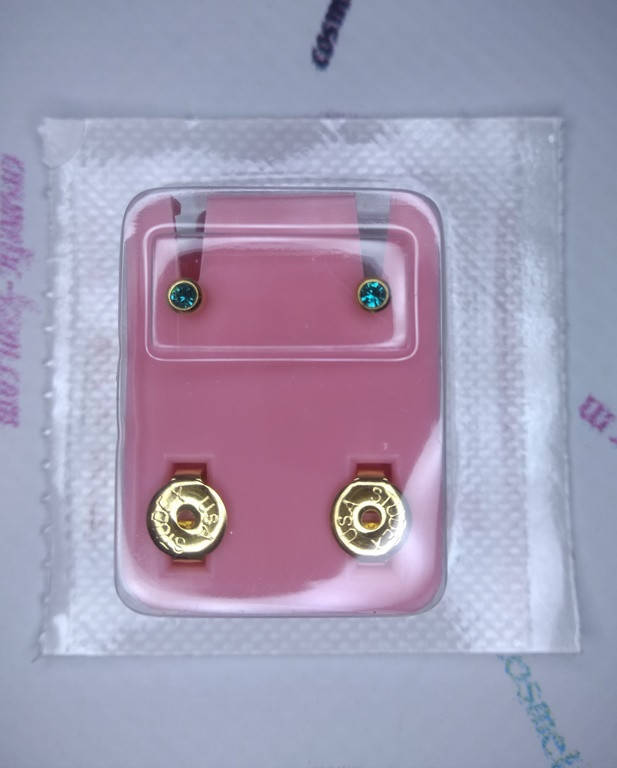 

Серьги S, завальцованные золотой, камень голубой циркон, M212Y Studex