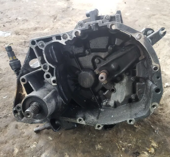

Коробка передач, КПП Renault Kangoo 1.5 DCi, JC5 125, стартер сзади