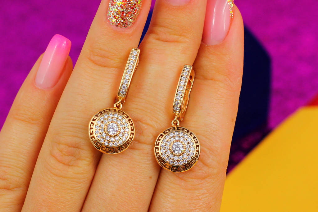 

Серьги подвески Xuping Jewelry Версаче круглые 3 см золотистые