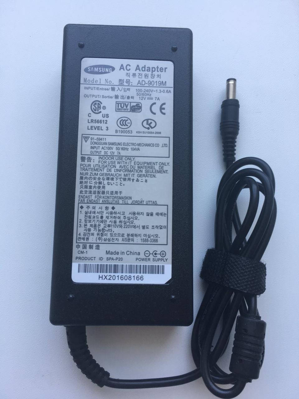 

Зарядка для LCD мониторов ,Блок питания Samsung 12V 7A 84W 5.5x2.5